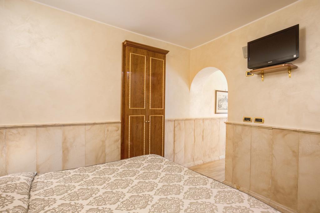 Pantheon Rooms Roma Exterior foto